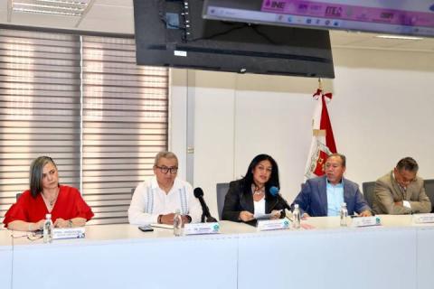 Participa Presidenta del TSJ en abanderamiento de las Niñas Legisladoras Federales de Tlaxcala imagen 3