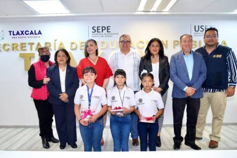 Participa Presidenta del TSJ en abanderamiento de las Niñas Legisladoras Federales de Tlaxcala imagen 1