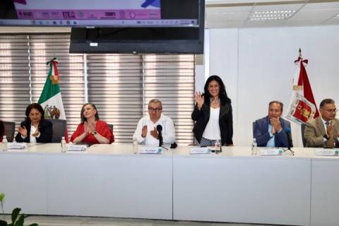 Participa Presidenta del TSJ en abanderamiento de las Niñas Legisladoras Federales de Tlaxcala imagen 8