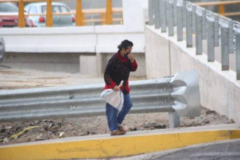 Sorprende ligera lluvia a capitalinos imagen 8