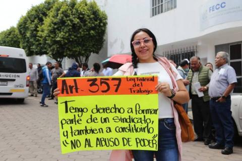 Se manifiestan trabajadores del Instituto Superior de Tlaxco imagen 2