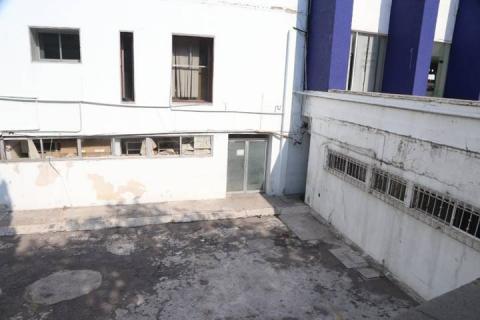 Cierran negocios aledaños al ex Hospital General de Tlaxcala imagen 2