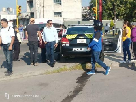 Imprudencia policíaca provoca accidente en la capital tlaxcalteca imagen 3
