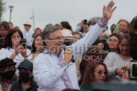 Se reúne Marcelo Ebrard con mujeres tlaxcaltecas imagen 1
