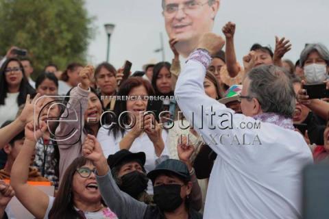 Se reúne Marcelo Ebrard con mujeres tlaxcaltecas imagen 8