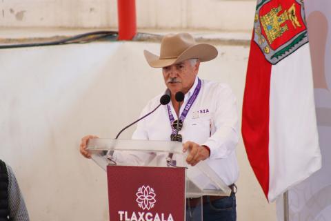 Entrega gobierno estatal apoyo al campo en Nativitas imagen 8