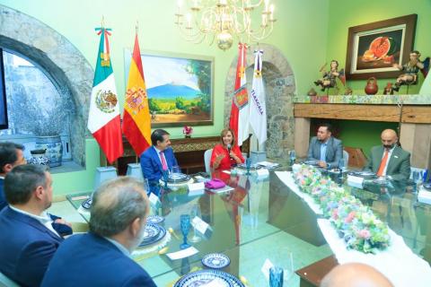 Trabajarán Gobierno de Tlaxcala y Embajada de España en proyectos de cooperación imagen 2