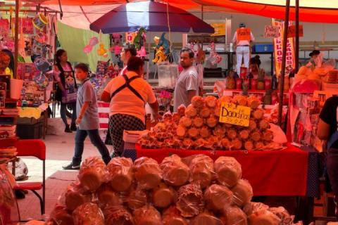 Continúa la tradición de bendecir autos en San Miguel del Milagro imagen 2