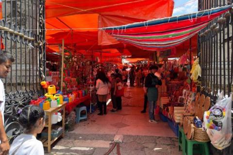 Continúa la tradición de bendecir autos en San Miguel del Milagro imagen 8