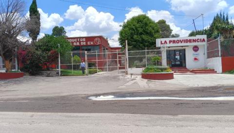 Persiste fuga de aguas negras en Villa Alta imagen 3