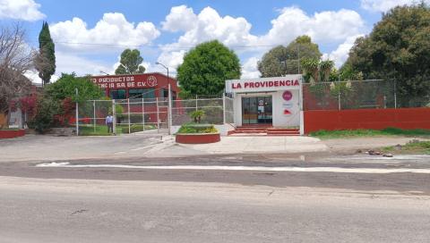 Persiste fuga de aguas negras en Villa Alta imagen 4