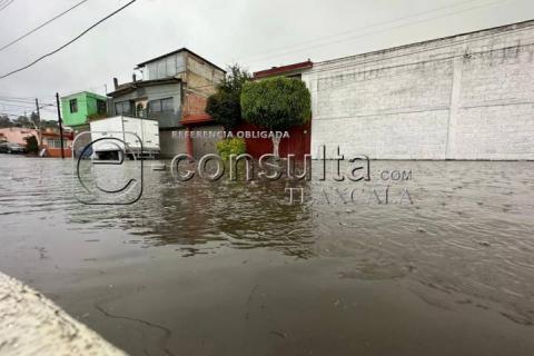 Fuerte lluvia sobre la capital, inunda colonia Adolfo López Mateos imagen 5