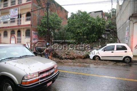 Cae talud en Totolac imagen 2