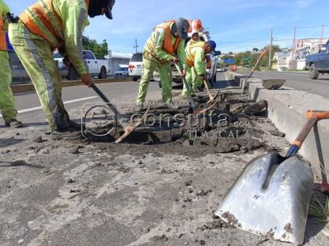 Realizan trabajos de bacheo en la Vía Corta imagen 4