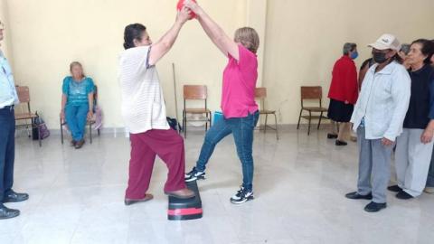 Gobierno de Apetatitlán puso en marcha un consultorio de fisioterapia y rehabilitación imagen 11