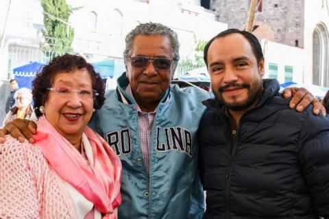 Celebración a lo grande en #Apizaco por el Día del Abuelo imagen 1