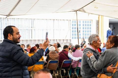Celebración a lo grande en #Apizaco por el Día del Abuelo imagen 2