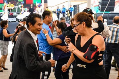 Celebración a lo grande en #Apizaco por el Día del Abuelo imagen 10