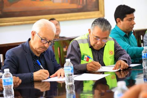 Gustavo Jiménez firma convenio de Participación Intermunicipal en materia de Protección Civil imagen 2