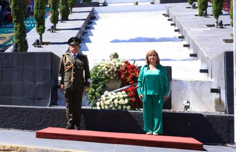 Encabezó Gobernadora desfile cívico militar de la Independencia de México imagen 3