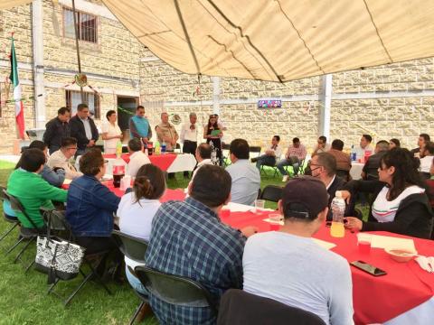 Reciben certificados de brigada multifuncional en almacén del sector salud imagen 2