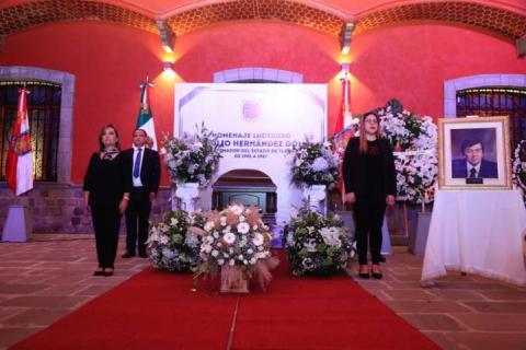 Rinde Gobierno del Estado homenaje luctuoso a Tulio Hernández imagen 1