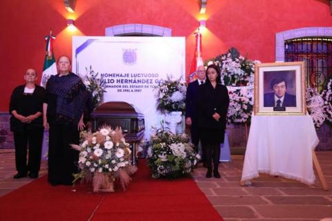 Rinde Gobierno del Estado homenaje luctuoso a Tulio Hernández imagen 7
