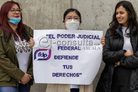 Trabajadores del Poder Judicial de la Federación se manifiestan en sede Apizaco imagen 4