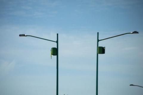 Sistema de alumbrado en carreteras luce abandonado imagen 3