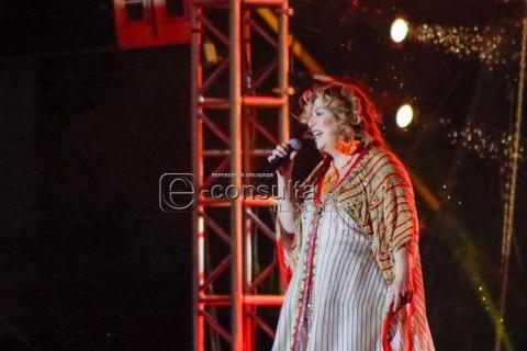 Margarita, "La Diosa de la Cumbia" enciende la Feria Tlaxcala 2023 imagen 4