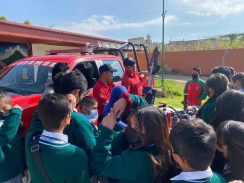Promueve Policía de Chiautempan educación vial en Secundaria Técnica Román Saldaña imagen 1