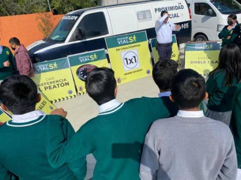 Promueve Policía de Chiautempan educación vial en Secundaria Técnica Román Saldaña imagen 3