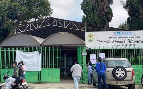 Delincuentes son más inteligentes que el alcalde borrachín de Zacatelco