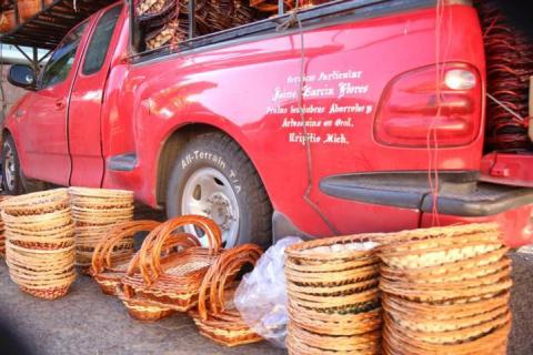 Productores michoacanos ofertan canastas en la capital tlaxcalteca imagen 7