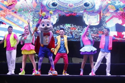 Infantes vivieron una tarde mágica con “Piedra, Papel O Tijera” en el Teatro Del Pueblo imagen 8