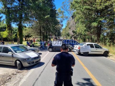 Pobladores bloquean carretera federal Tlaxcala - Texoloc imagen 1