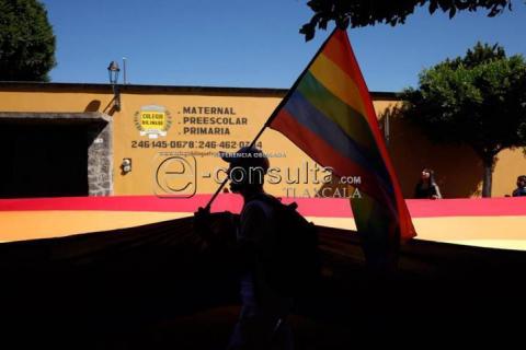 Marchan en Tlaxcala exigiendo justicia por la muerte de Jesús Ociel Baena imagen 2