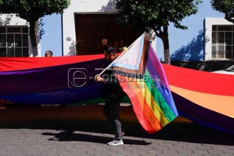 Marchan en Tlaxcala exigiendo justicia por la muerte de Jesús Ociel Baena imagen 13