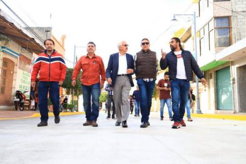 Ayuntamiento de Chiautempan concluye pavimentación en calle Bernardo Picazo imagen 10