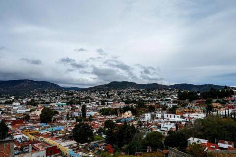 Entre nubes amanece la capital de Tlaxcala imagen 3