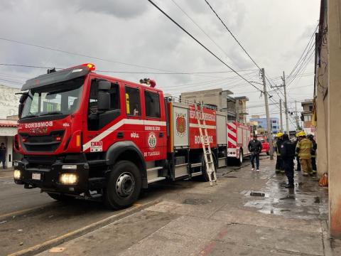 Se registró un conato de incendio al interior del mercado 12 de mayo imagen 1