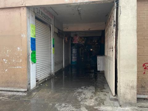 Se registró un conato de incendio al interior del mercado 12 de mayo imagen 4