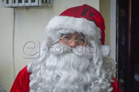 Magia Navideña: Santa Claus Ilumina las Calles de Tlaxcala imagen 1