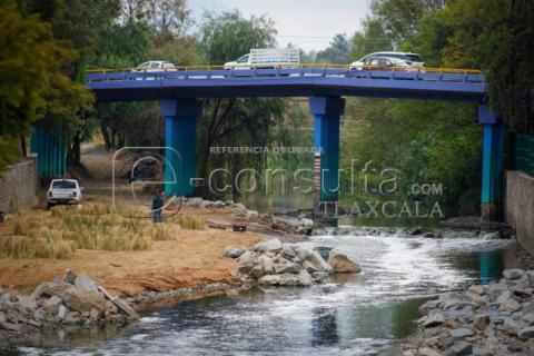 Avanzan trabajos de jardinería dentro del río Zahuapan imagen 11