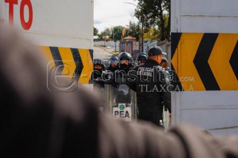 Continúa manifestación es SEPE-USET imagen 3
