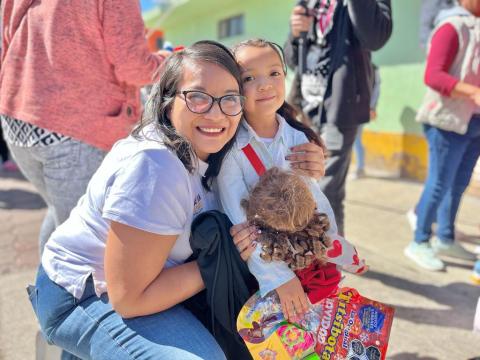 Celebra Día de Reyes Alcaldesa de Benito Juárez con niñez imagen 6