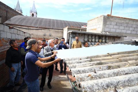Con trabajo conjunto entre el ayuntamiento de Chiautempan y locatarios, se mejorará la techumbre del mercado municipal imagen 1
