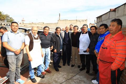 Con trabajo conjunto entre el ayuntamiento de Chiautempan y locatarios, se mejorará la techumbre del mercado municipal imagen 5