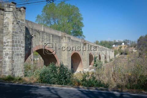 Acueducto: Testigo centenario de ingeniería y evolución imagen 1