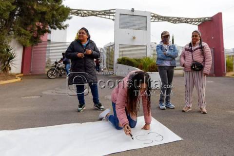 Vecinos de Tlacomulco cierran calles en protesta por almacenamiento de basura imagen 6